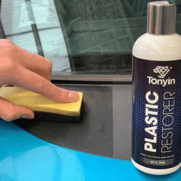 Plastic Restorer
